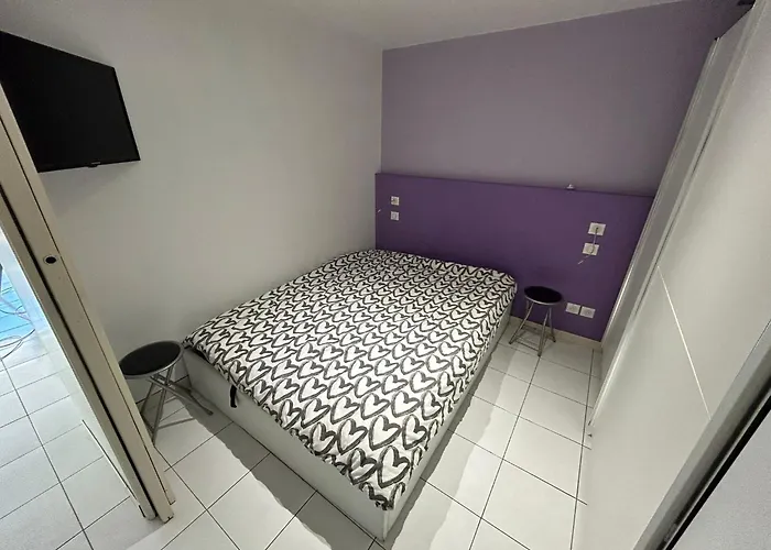Apartment Magnifique T2 Athena *